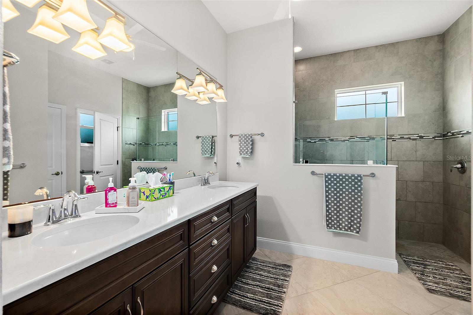 Image 19 of 40 For 2814 Asciano Court
