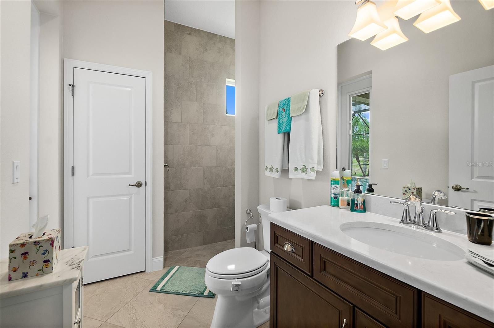Image 23 of 40 For 2814 Asciano Court