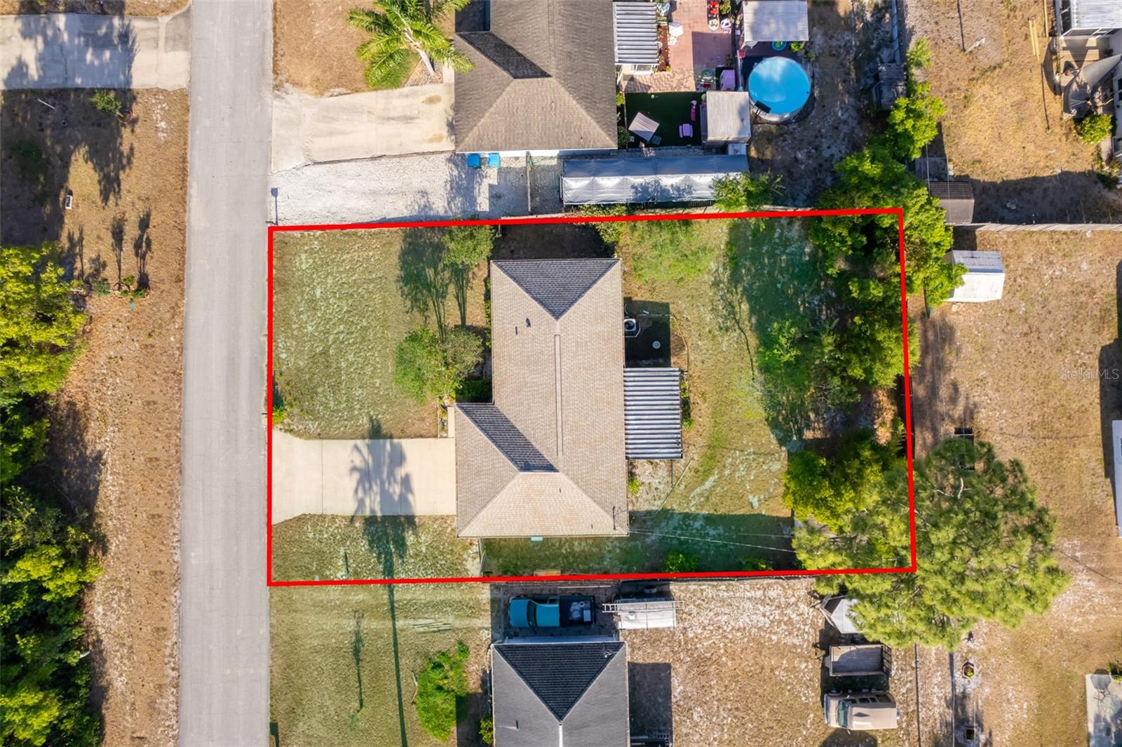 Listing photo id 1 for 3107 Mapleshade Street