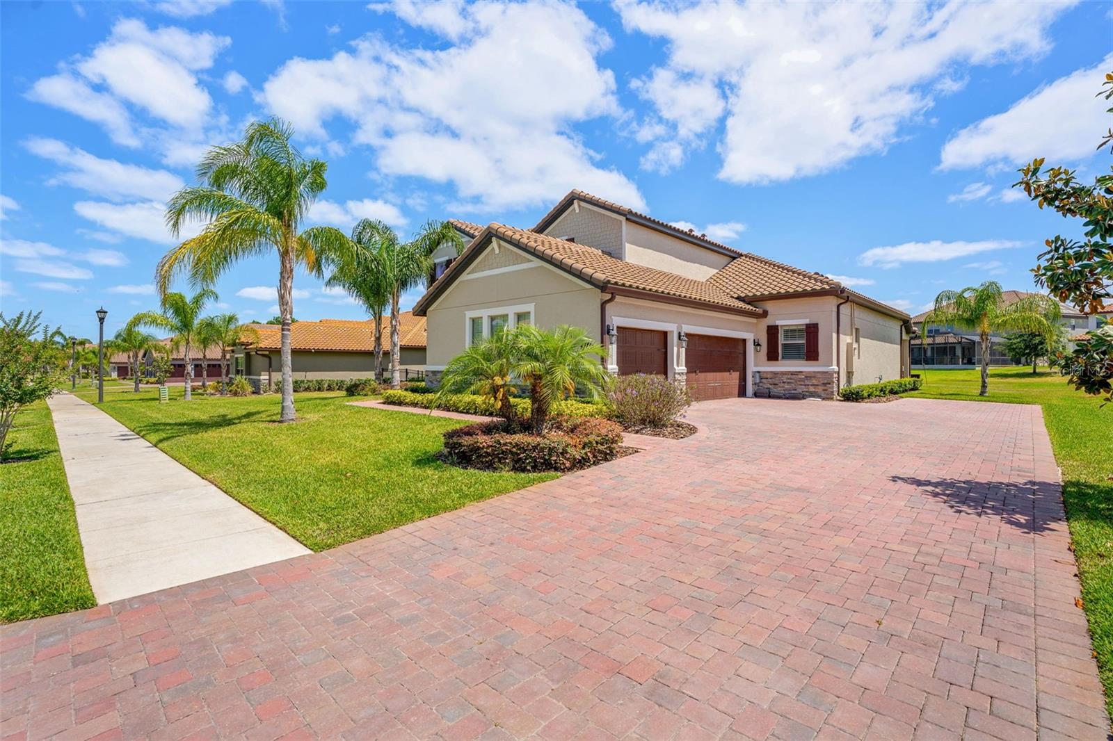 Image 4 of 75 For 163 Rosa Bella View