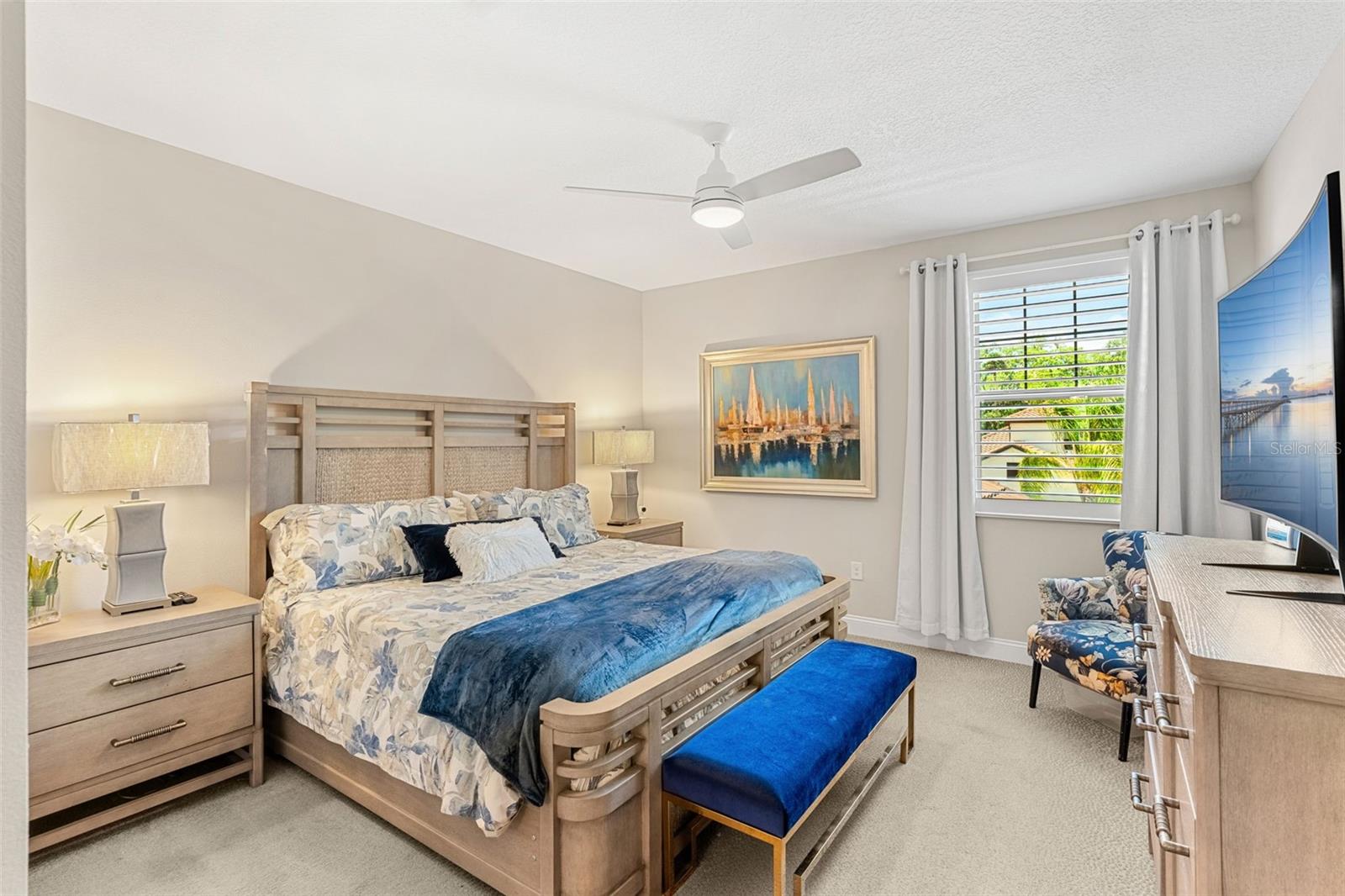 Image 42 of 75 For 163 Rosa Bella View