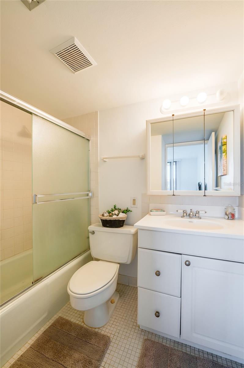 Image 26 of 41 For 1433 Atlantic Avenue 425