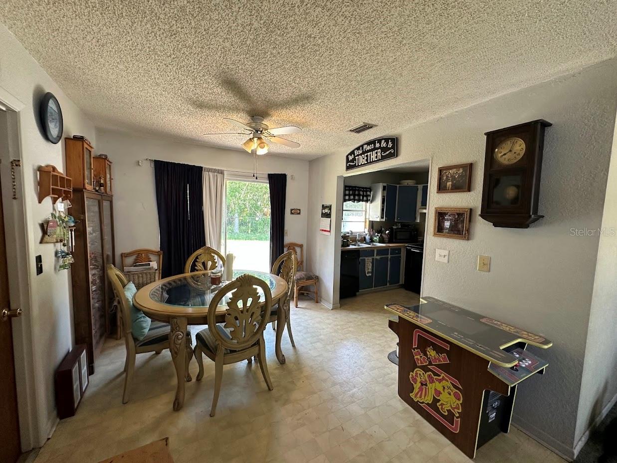 Image 4 of 13 For 2816 Travelers Palm Drive