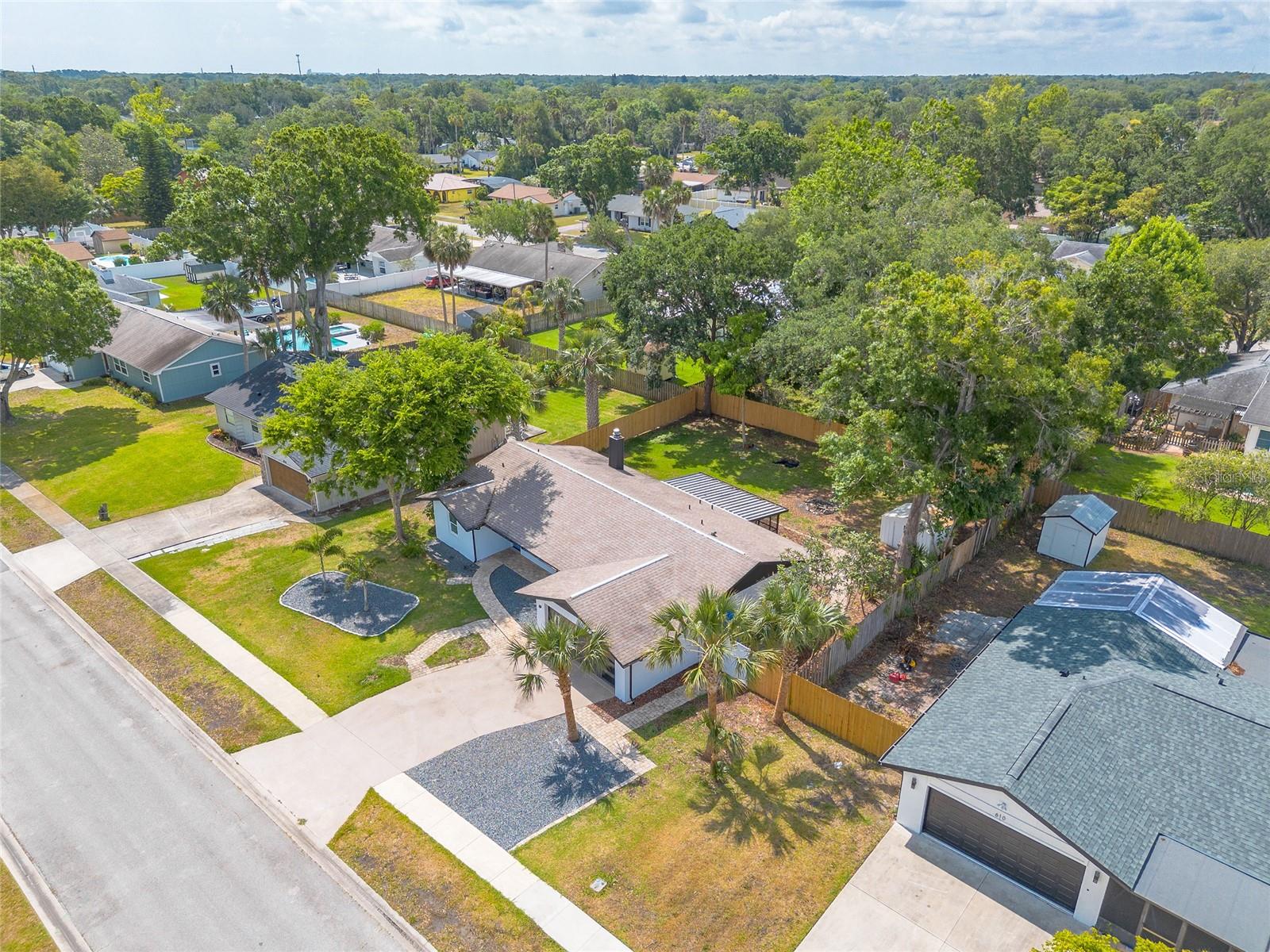Image 31 of 35 For 612 Moonpenny Circle
