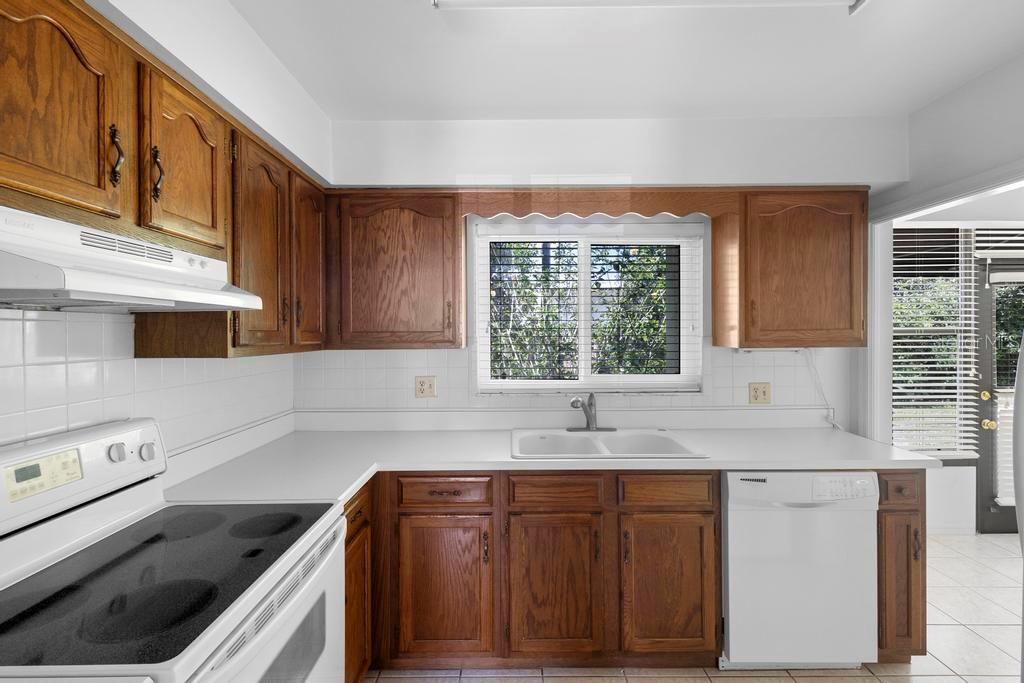 Image 15 of 31 For 101 Grand Plaza Drive G30
