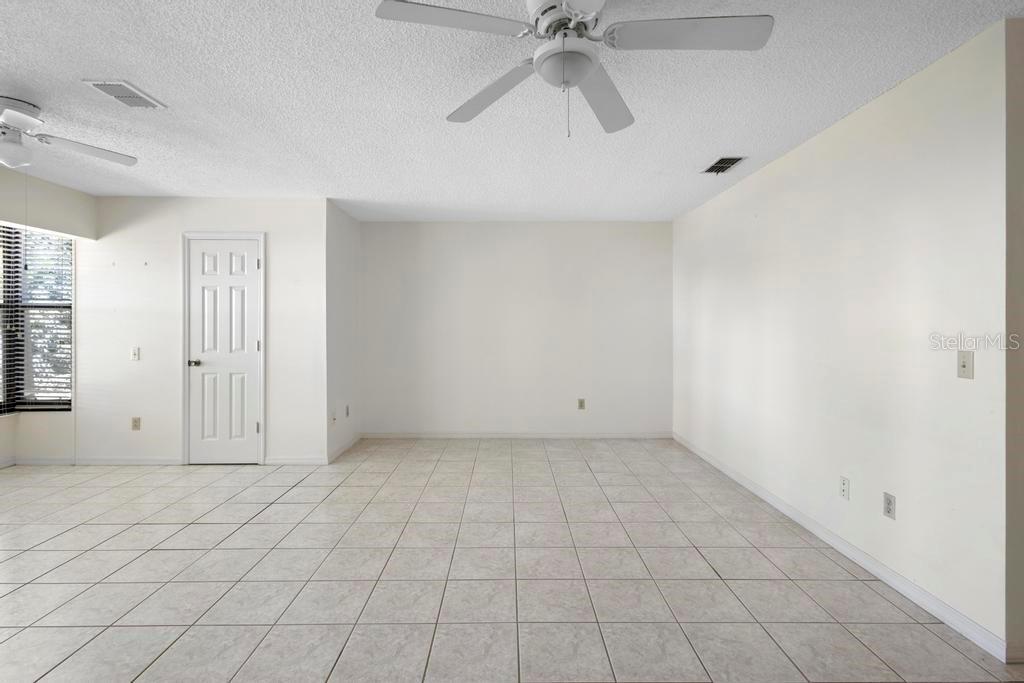 Image 7 of 31 For 101 Grand Plaza Drive G30