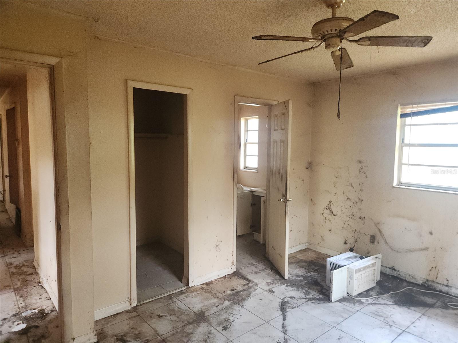Image 11 of 19 For 2810 Kumquat Drive
