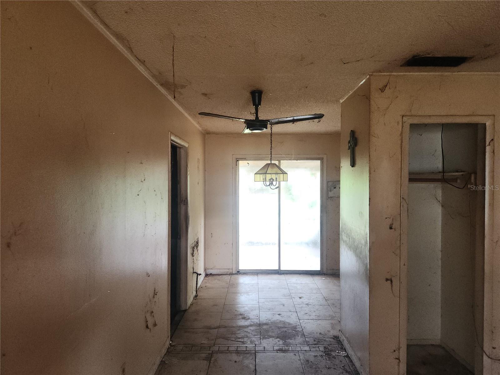 Image 6 of 19 For 2810 Kumquat Drive