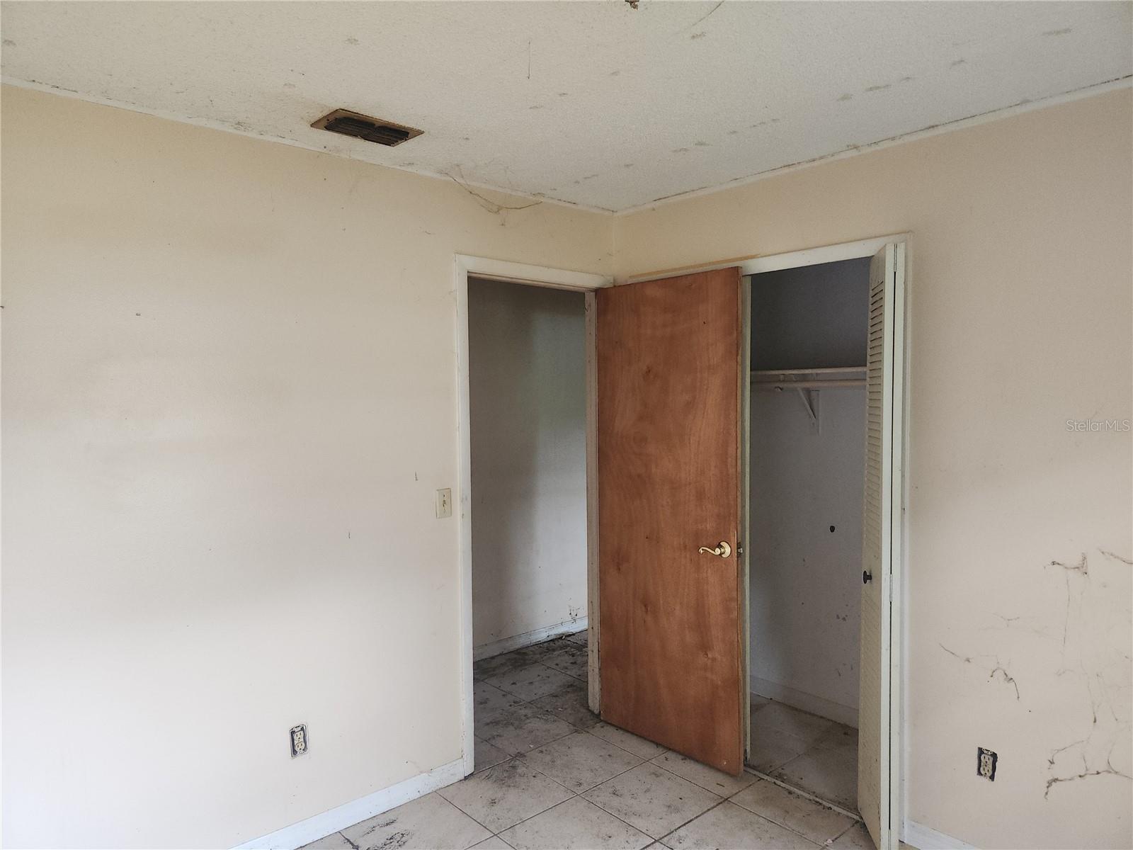 Image 8 of 19 For 2810 Kumquat Drive