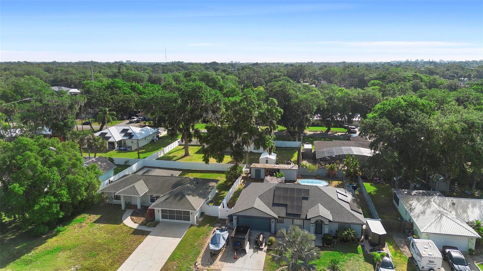 Image 36 of 37 For 1715 Queen Palm Drive