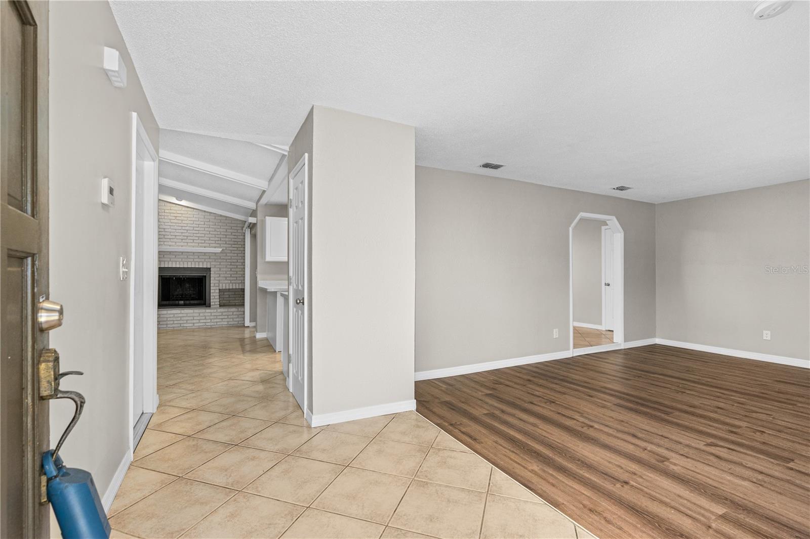 Image 11 of 41 For 5788 Devon Street