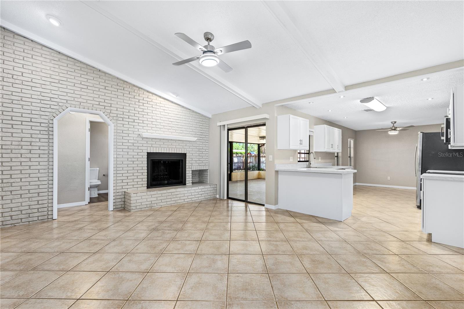 Image 16 of 41 For 5788 Devon Street