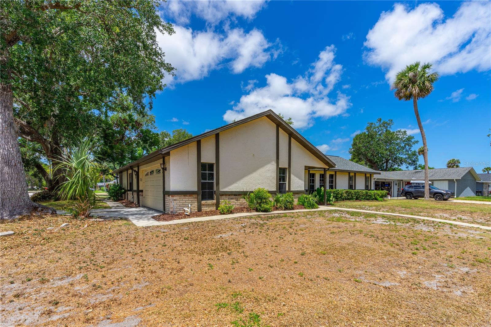 Image 3 of 41 For 5788 Devon Street