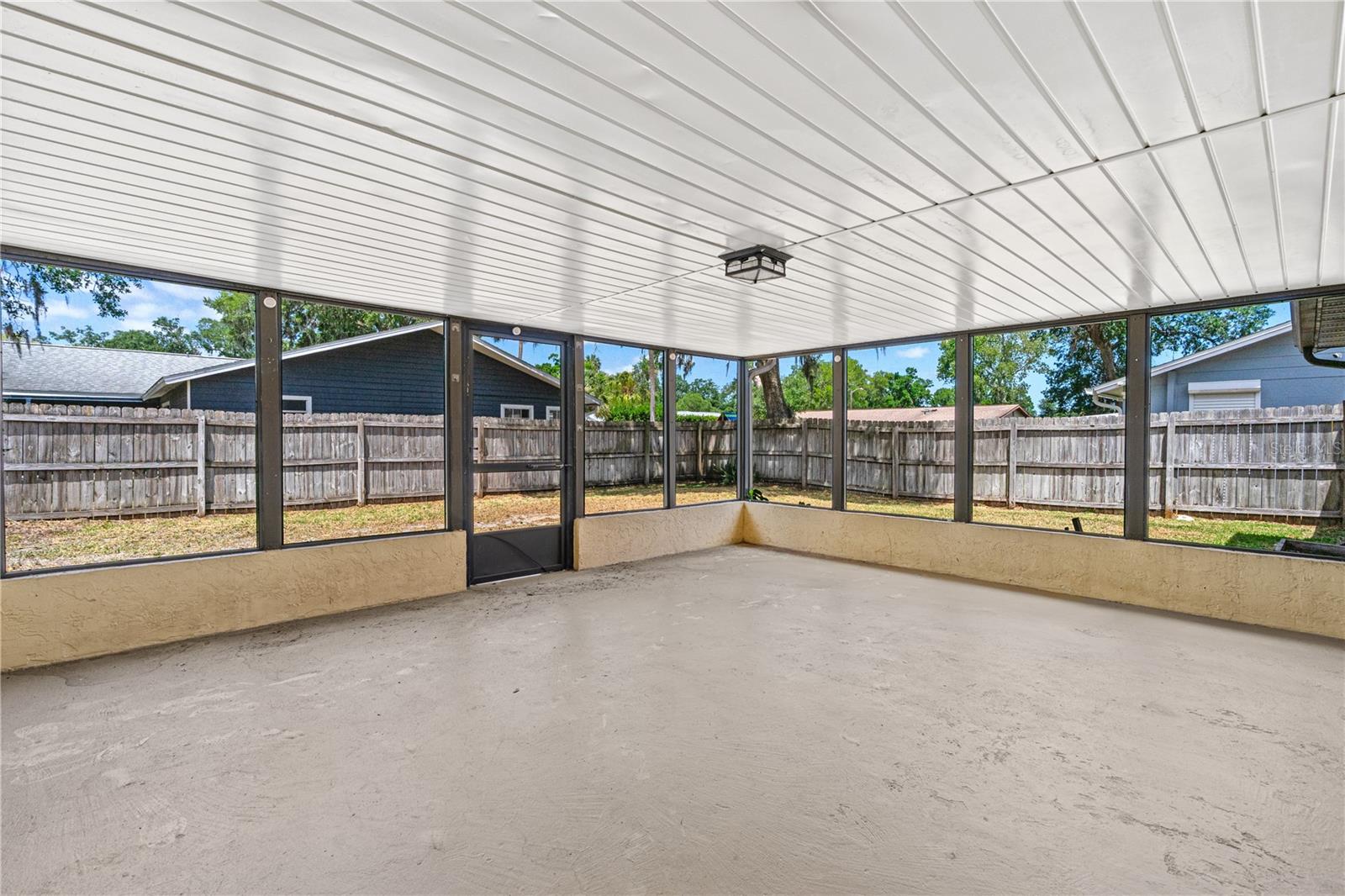 Image 9 of 41 For 5788 Devon Street