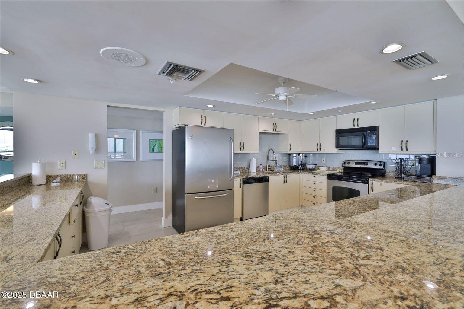 Image 22 of 24 For 3855 Atlantic Avenue 1405