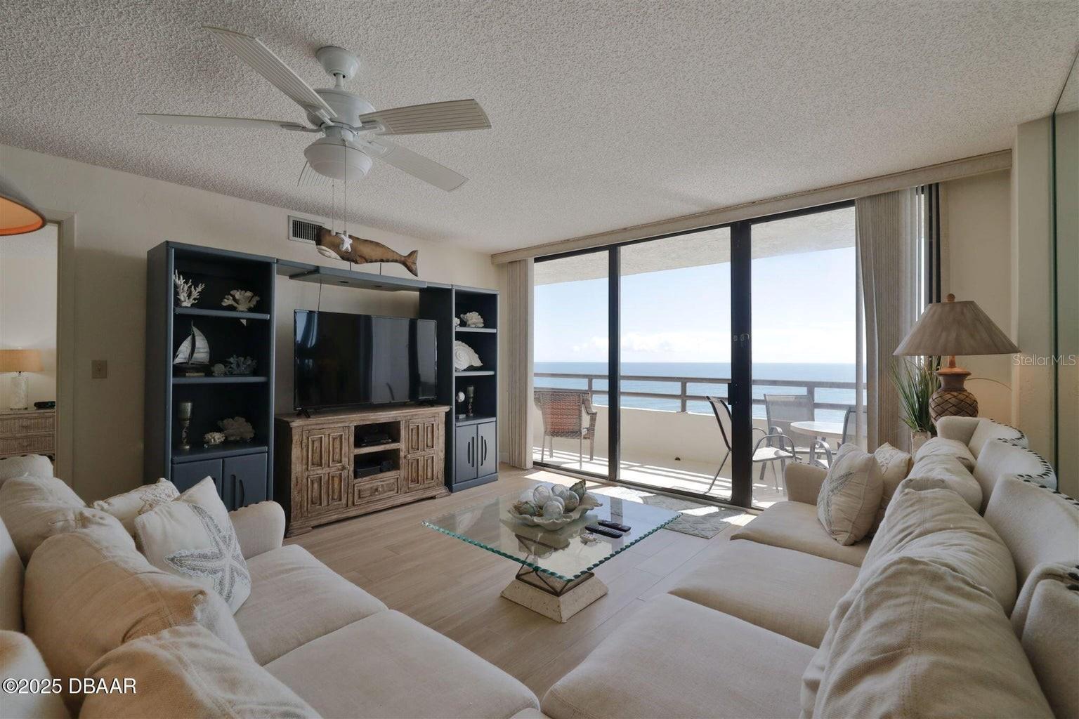 Image 6 of 24 For 3855 Atlantic Avenue 1405