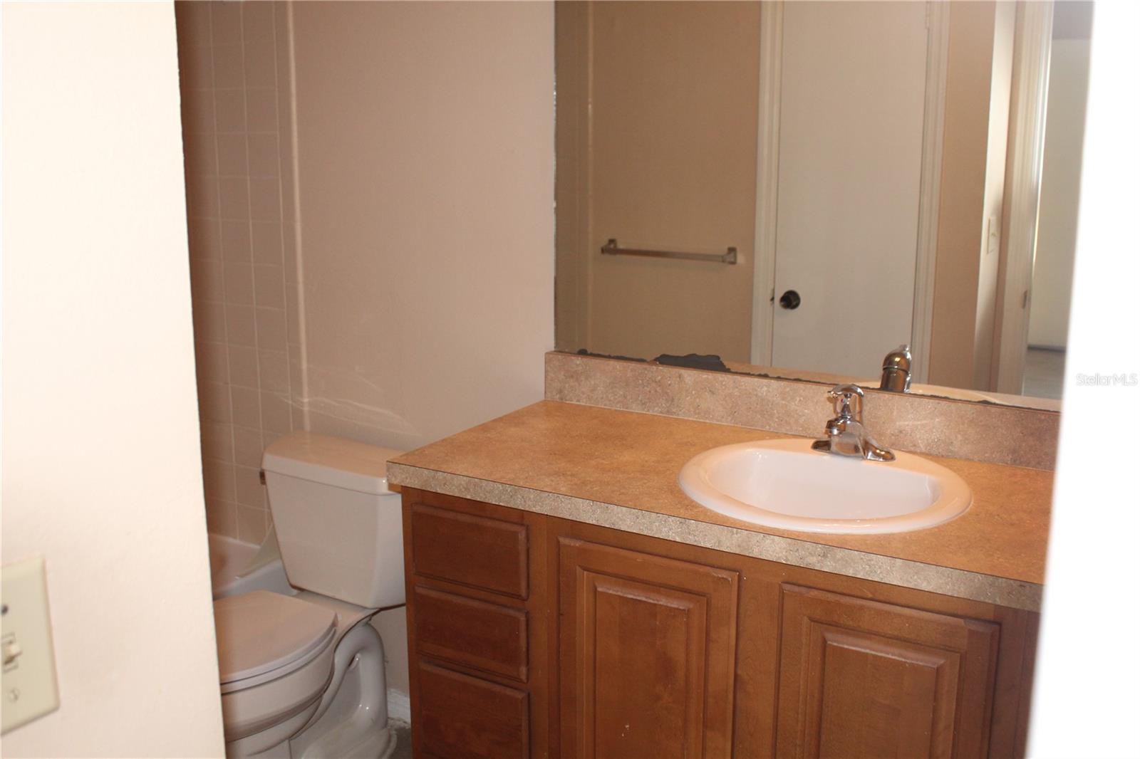 Image 10 of 15 For 1083 Hiawassee Road 611
