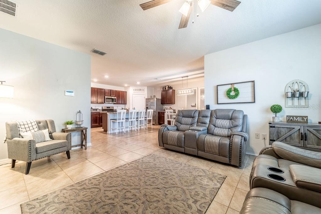Image 10 of 65 For 343 Lazio Circle