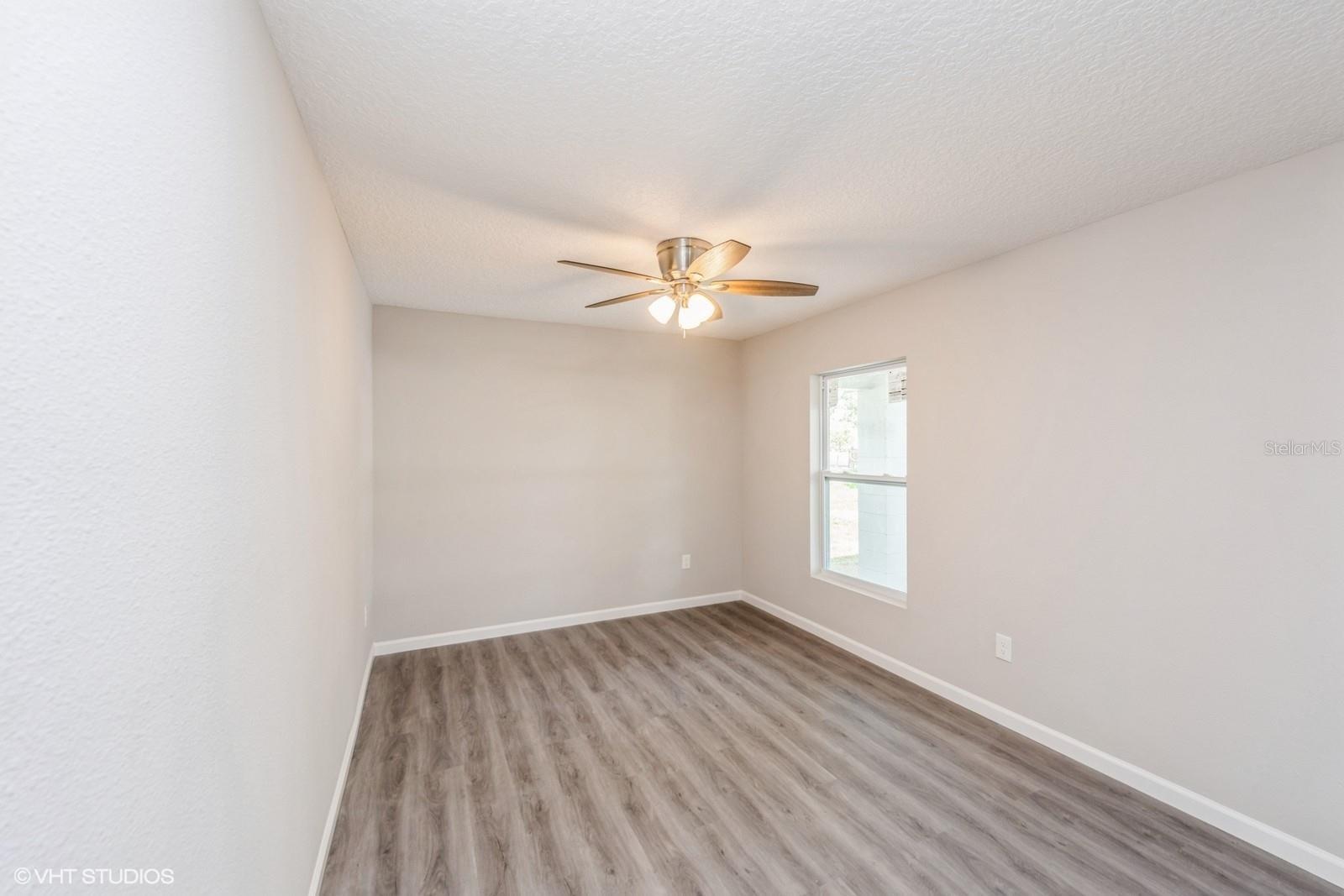 Image 5 of 15 For 495 6th Street