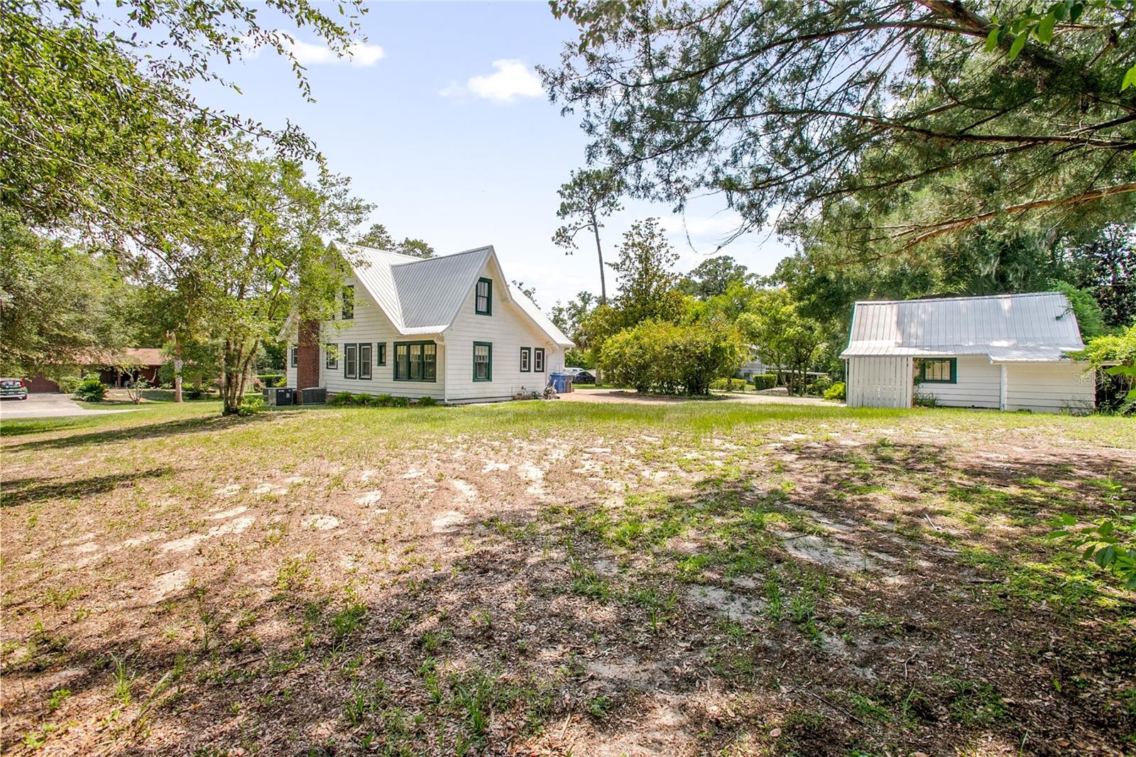 Image 42 of 49 For 257 Huntington Drive