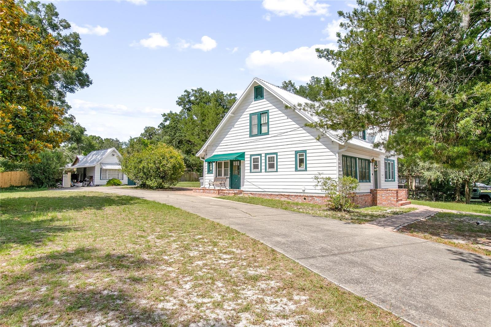 Image 43 of 49 For 257 Huntington Drive
