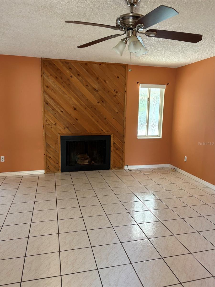 Image 3 of 33 For 132 Wax Myrtle Court