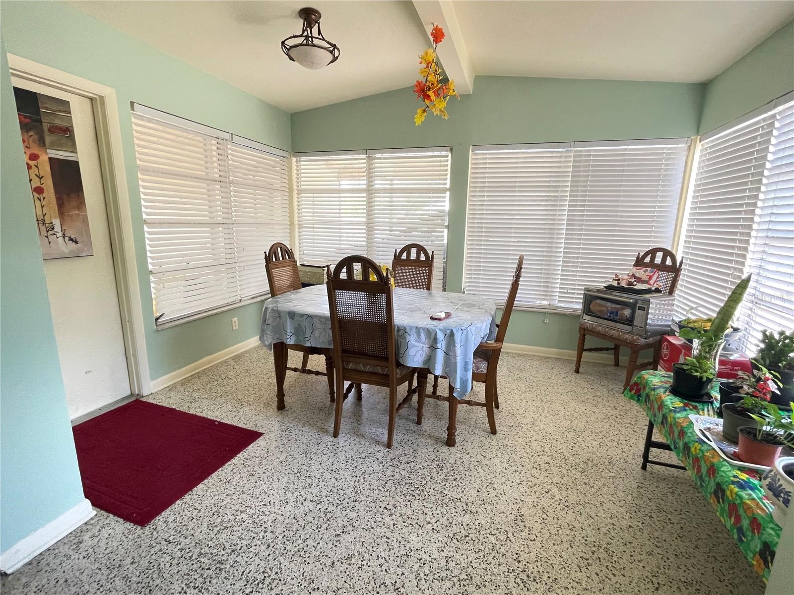 Image 4 of 21 For 2332 Hadley Street