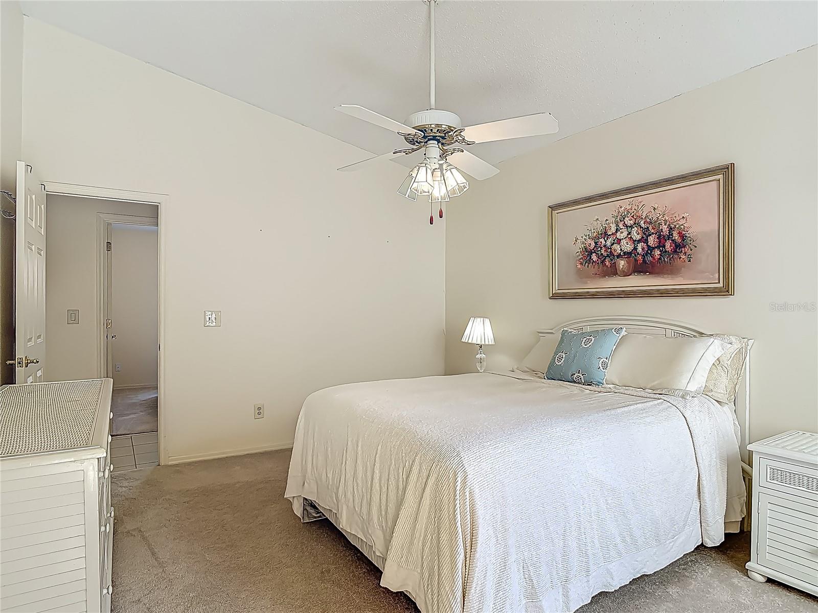 Image 33 of 56 For 907 Silver Leaf Place