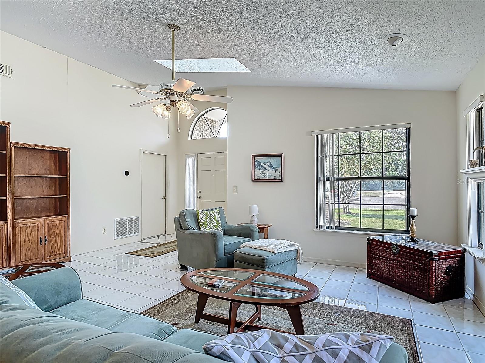 Image 8 of 56 For 907 Silver Leaf Place
