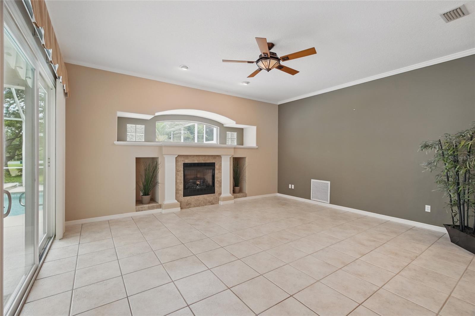 Image 10 of 33 For 1641 Timber Hills Drive