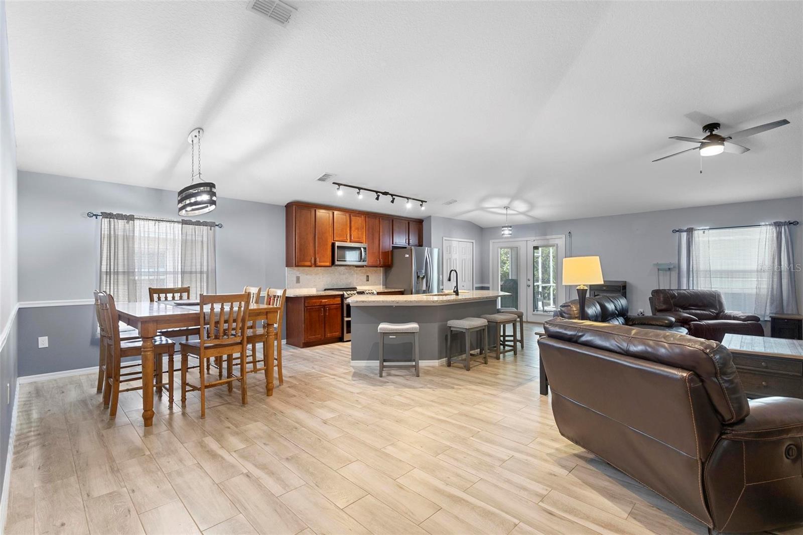 Image 10 of 30 For 133 Brasswood Court