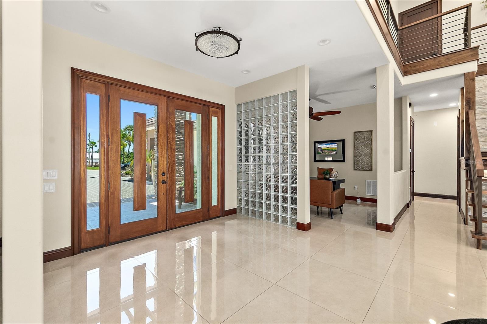 Image 11 of 80 For 2636 Peninsula Drive
