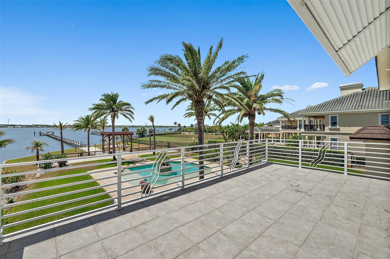 Image 44 of 80 For 2636 Peninsula Drive