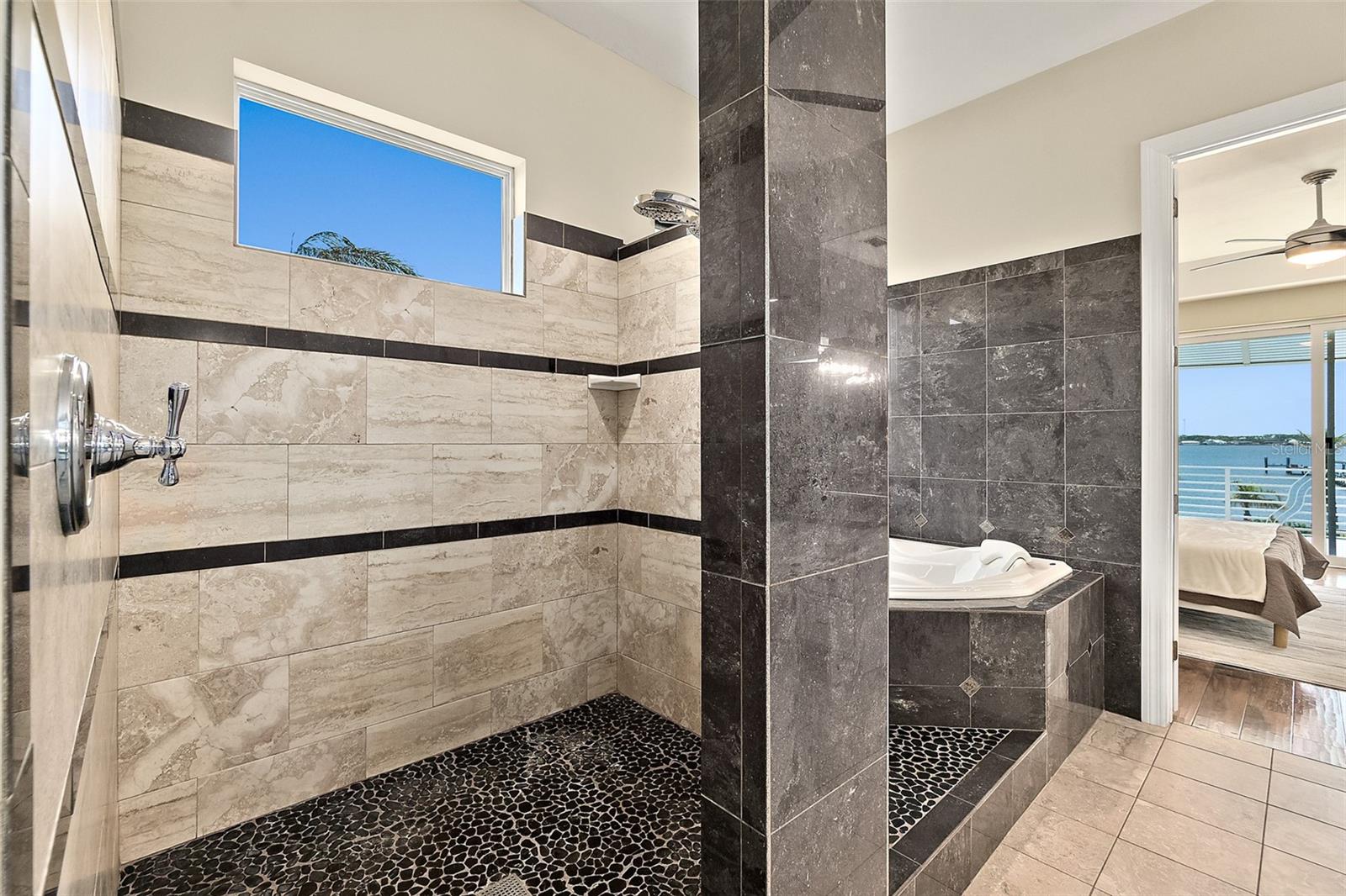 Image 47 of 80 For 2636 Peninsula Drive