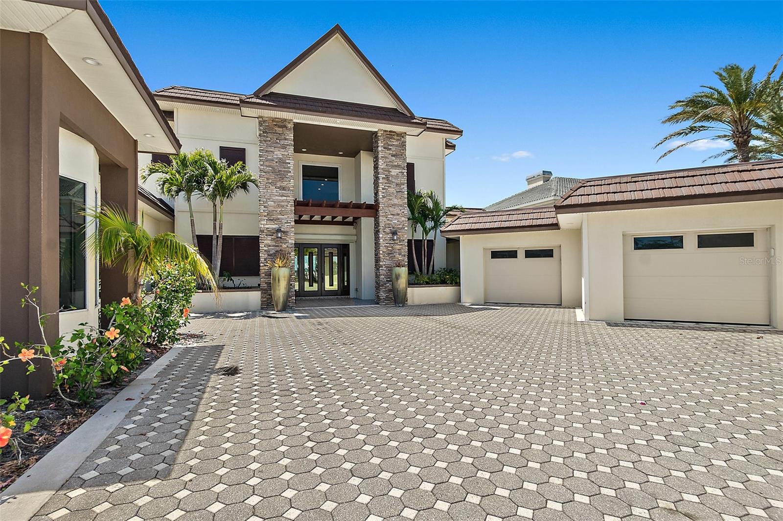 Image 75 of 80 For 2636 Peninsula Drive