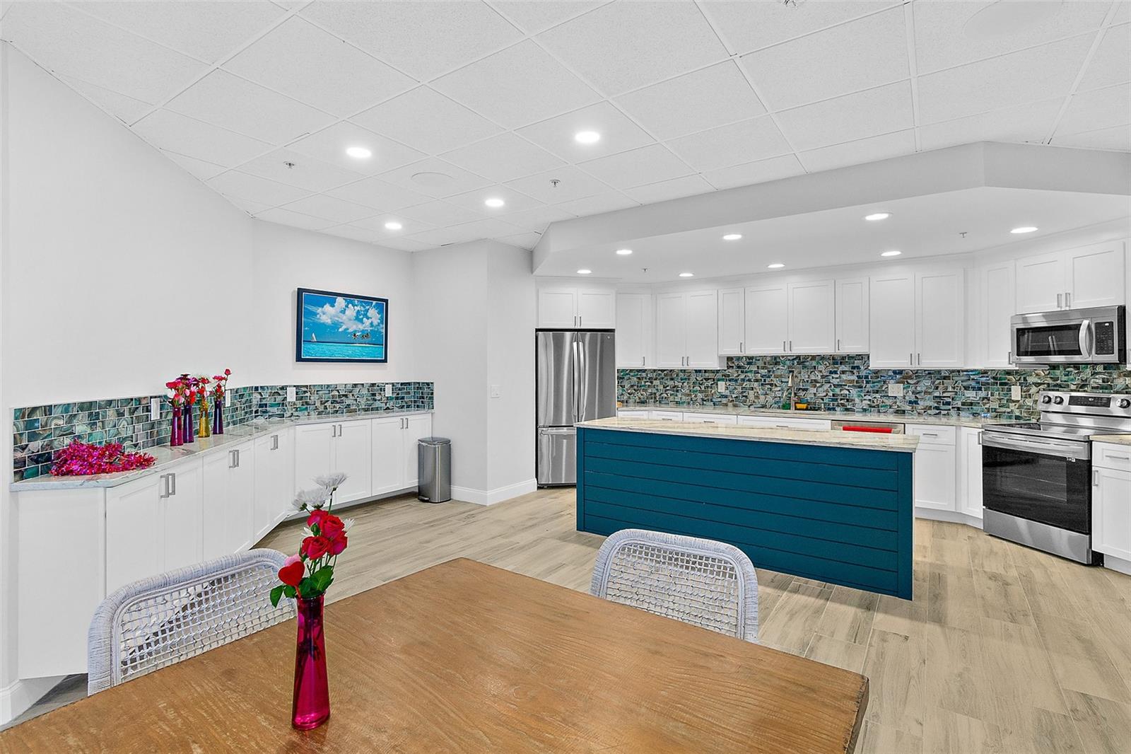 Image 53 of 57 For 2967 Atlantic Avenue 1601