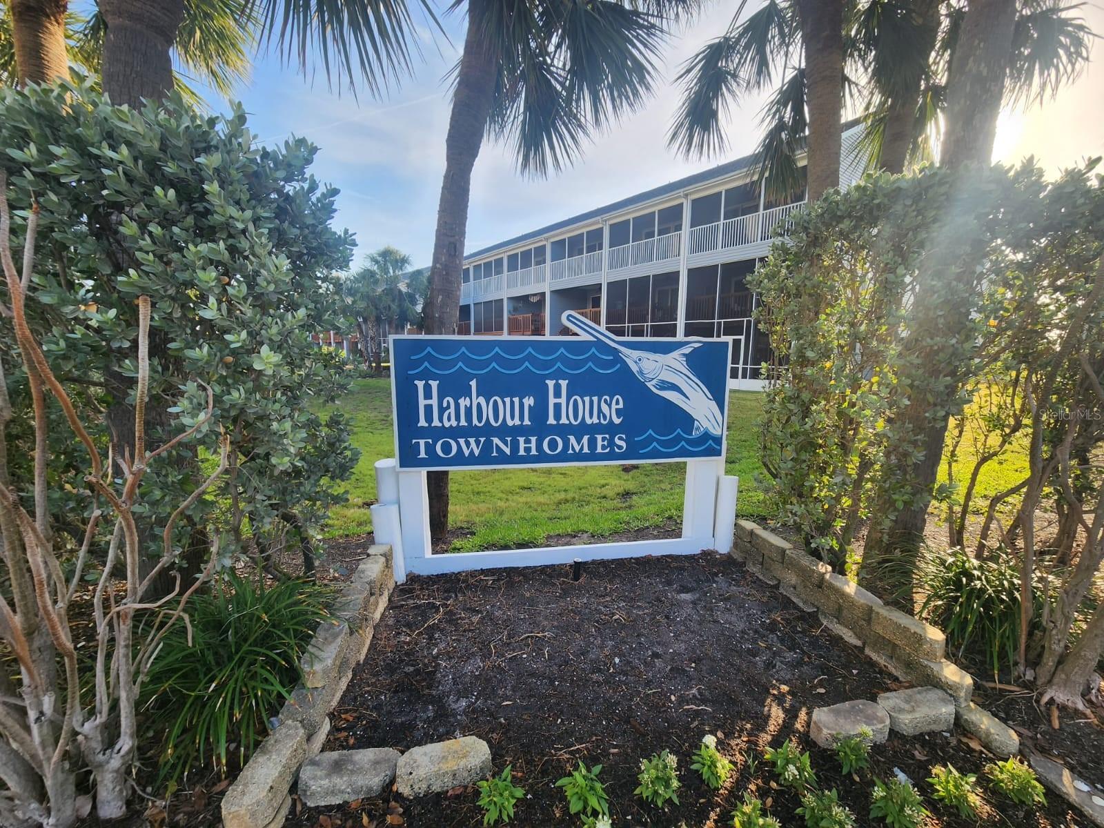 Image 10 of 47 For 900 Harbour House Drive