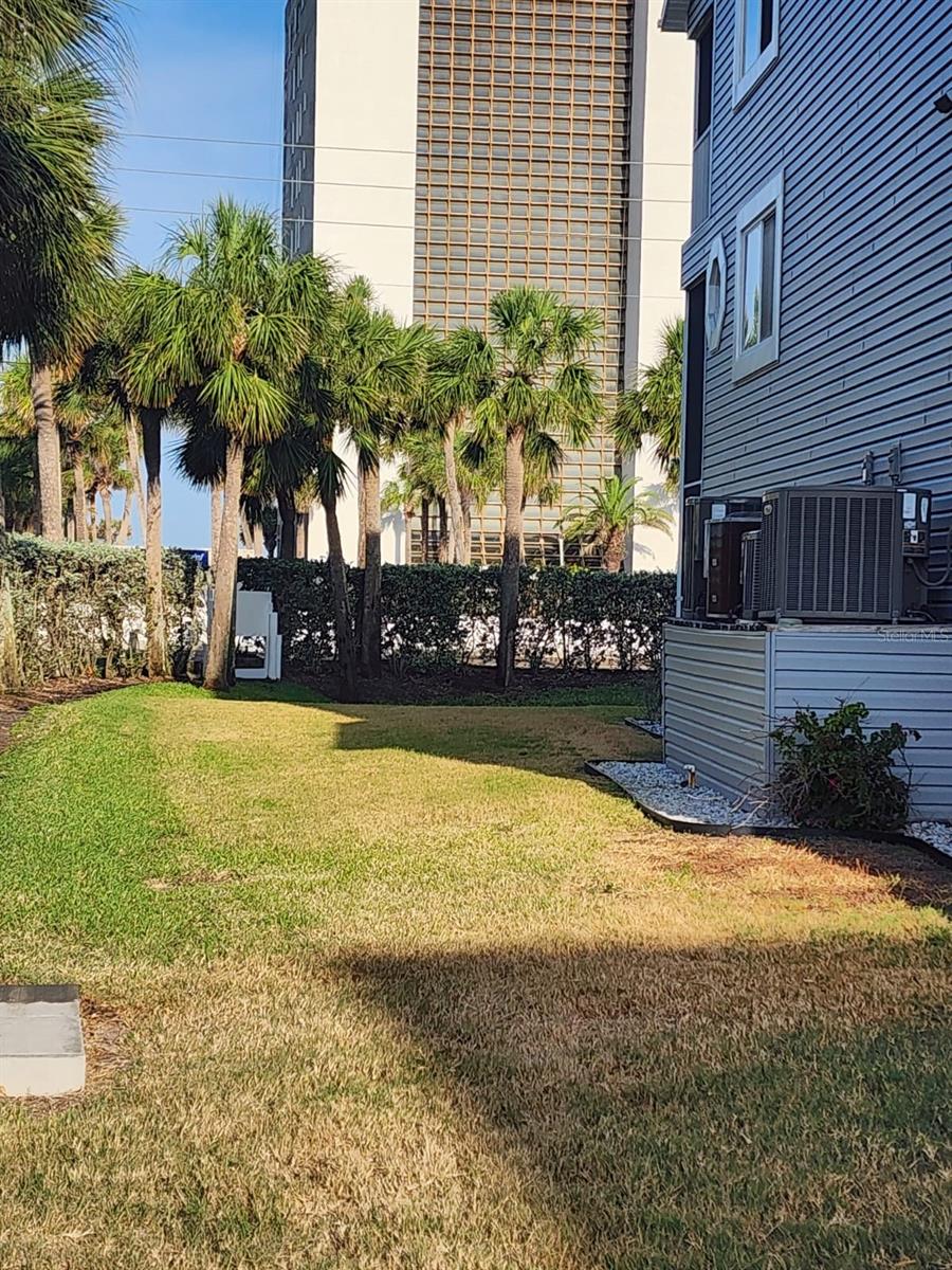Image 7 of 47 For 900 Harbour House Drive