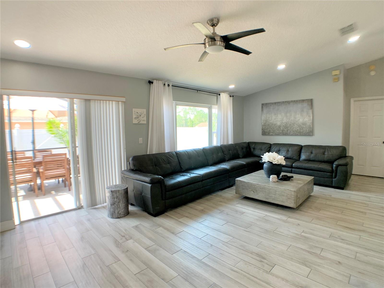 Image 7 of 44 For 1311 Fallwood Drive