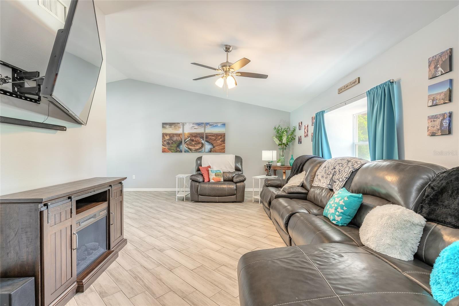 Image 8 of 60 For 85 Pheasant Drive