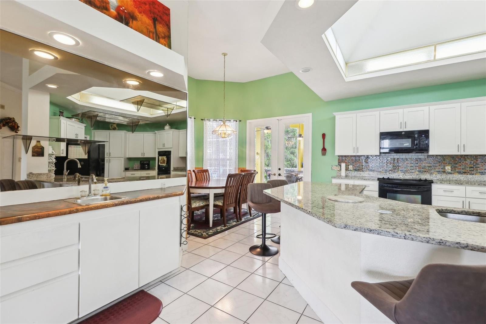 Image 21 of 87 For 2940 Se 23rd Avenue
