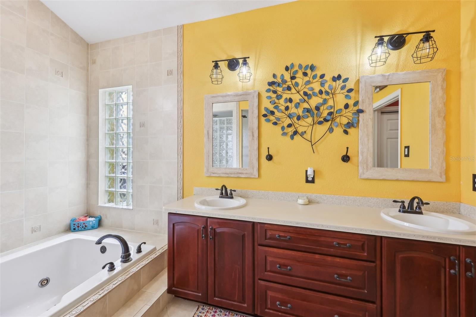 Image 31 of 87 For 2940 Se 23rd Avenue