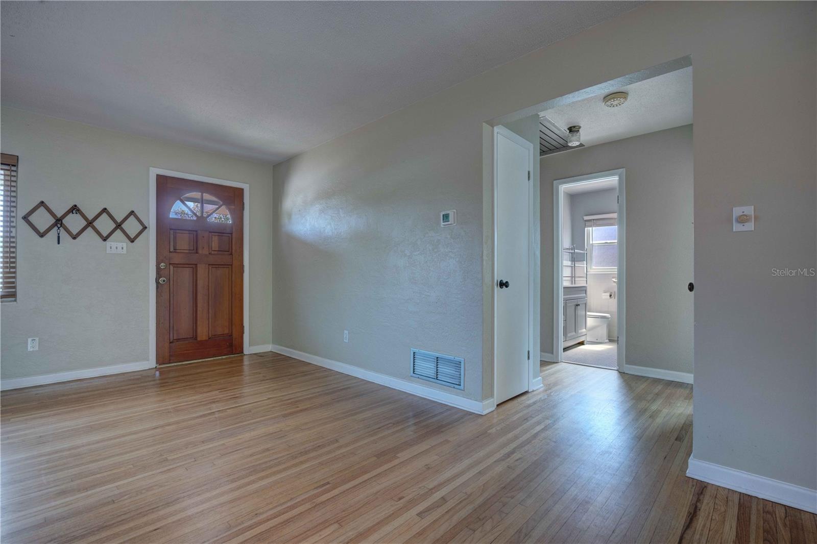 Image 13 of 39 For 738 Lindley Boulevard
