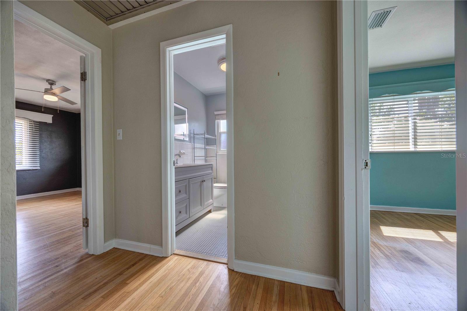 Image 14 of 39 For 738 Lindley Boulevard