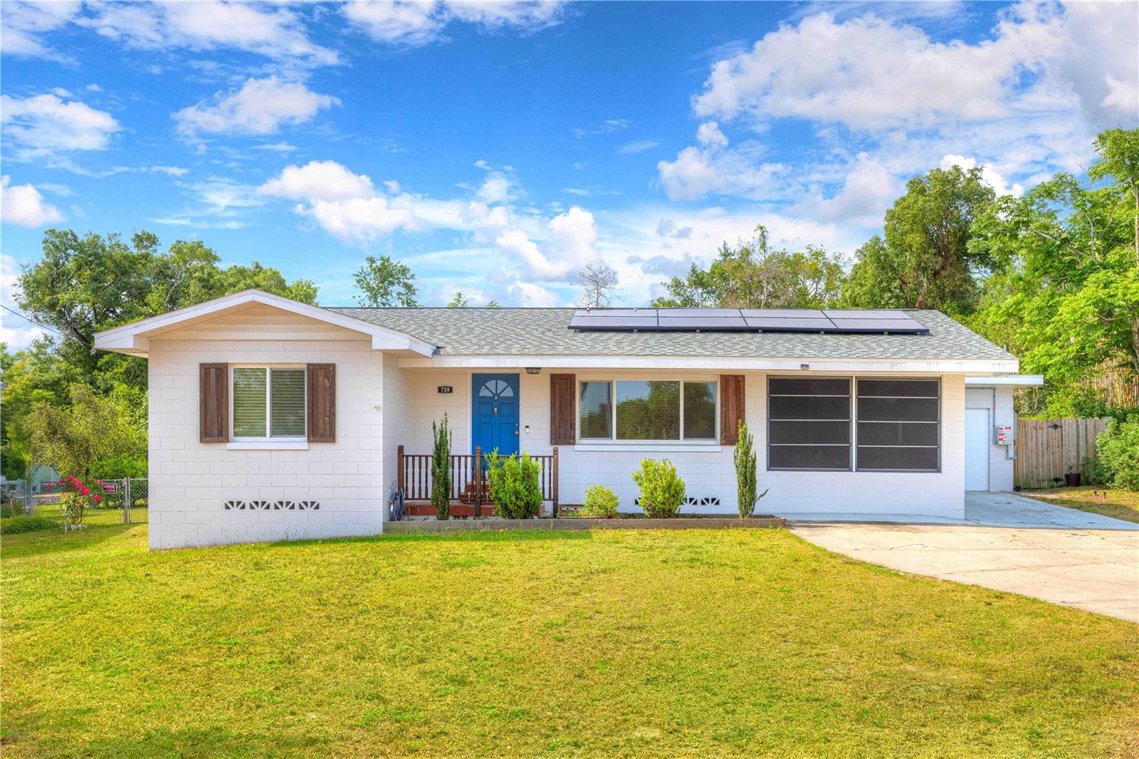 Image 2 of 39 For 738 Lindley Boulevard