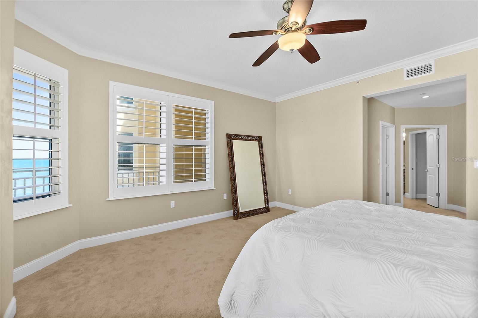 Image 19 of 47 For 2515 Atlantic Avenue 1001