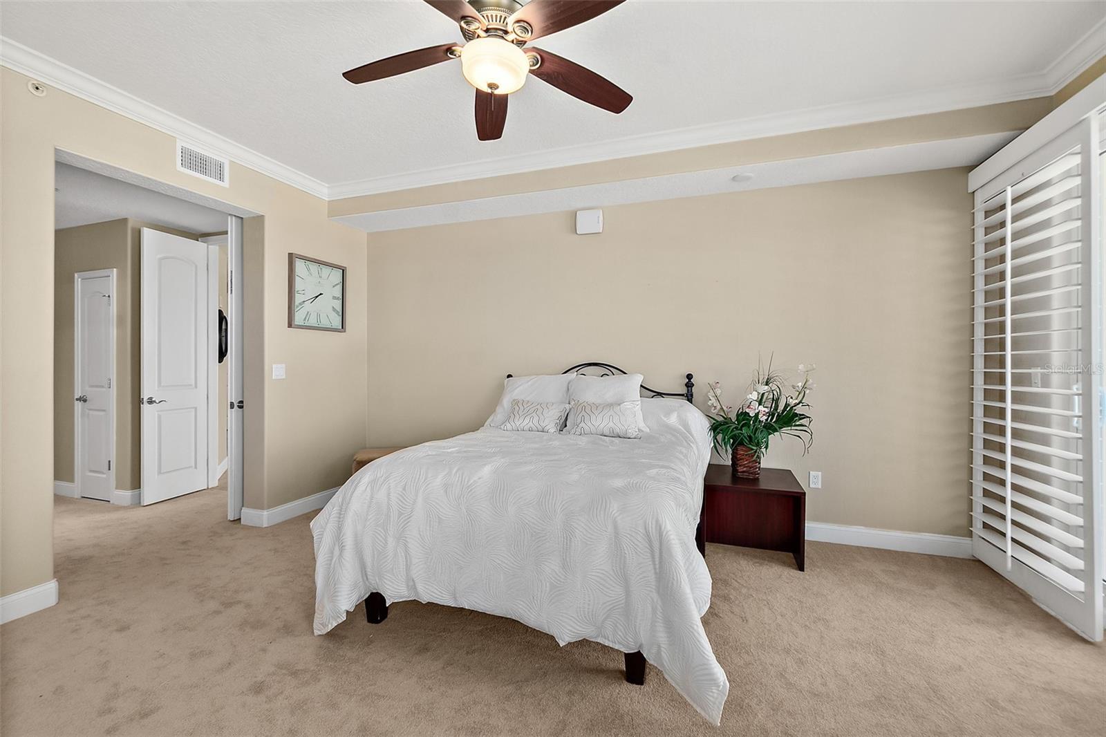 Image 20 of 47 For 2515 Atlantic Avenue 1001