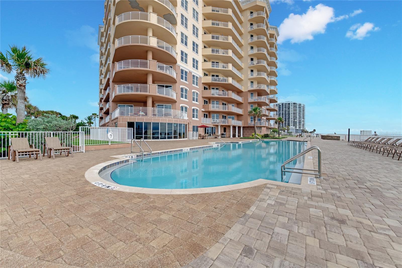 Image 37 of 47 For 2515 Atlantic Avenue 1001