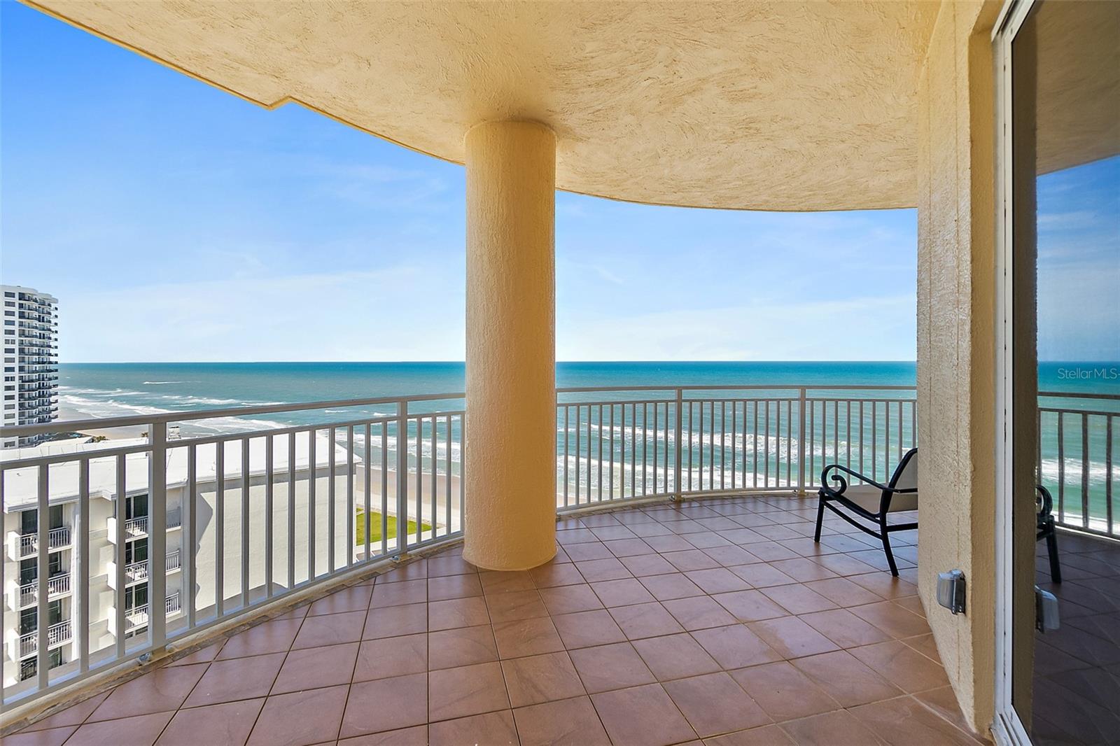 Image 4 of 47 For 2515 Atlantic Avenue 1001