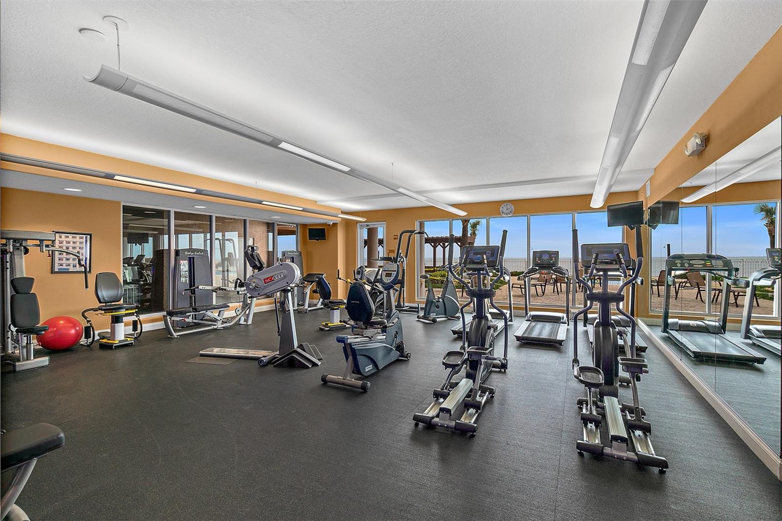 Image 42 of 47 For 2515 Atlantic Avenue 1001